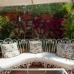 아파트 Treasurerome Daphne Terrace
